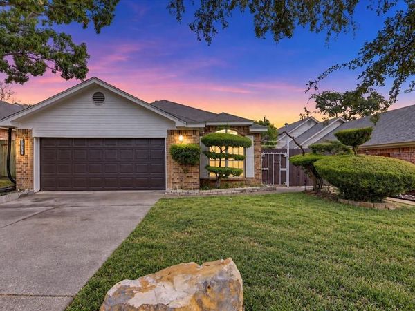 10634 Tall Oak Drive, Fort Worth, TX 76108