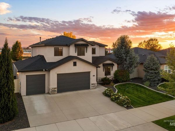 641 E Crest Ridge Dr, Meridian, ID 83642