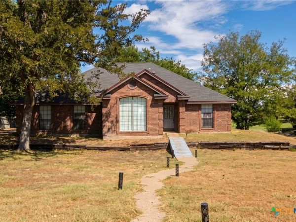 206 Texas Street , Copperas Cove, TX 76522
