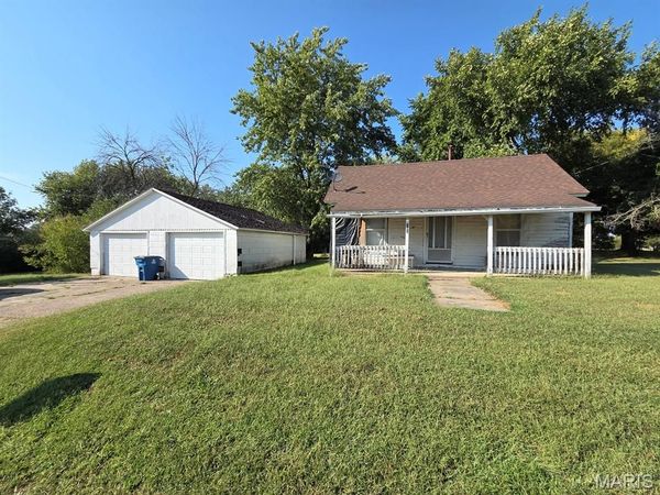 202 W Canton Street, Lewistown, MO 63452