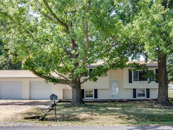 23309 Glenda Avenue , Jerseyville, IL 62052