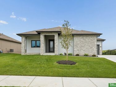 11715 S 119th Street, Papillion, NE 68046
