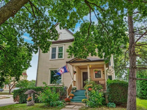 131 S Spring Street, Columbus, WI 53925