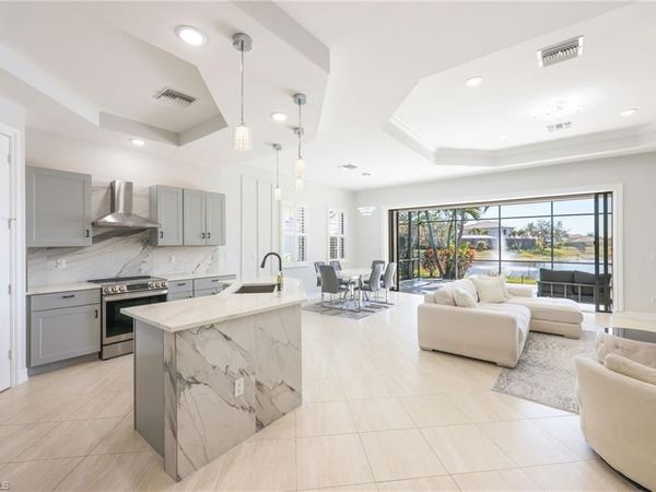 1419 Serrano CIR , NAPLES, FL 34105