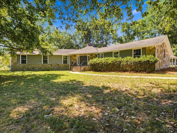 200 Graystone Dr , Gallatin, TN 37066