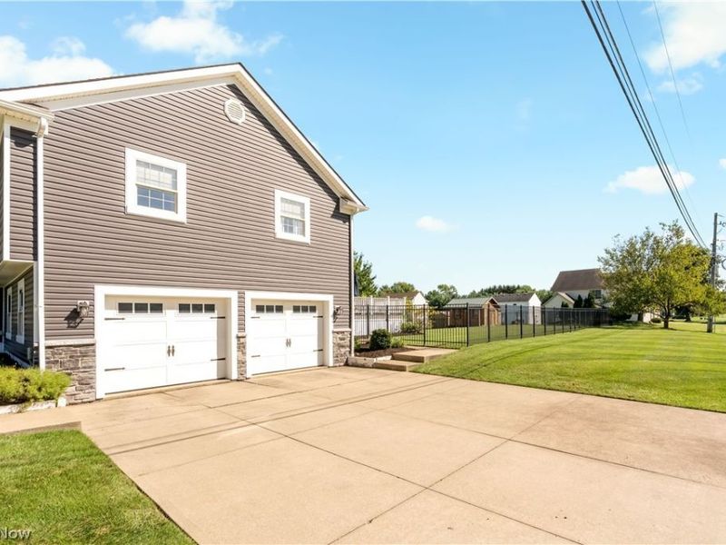 7660 Oakdale Street NW, Massillon, OH 44646 Photo 3