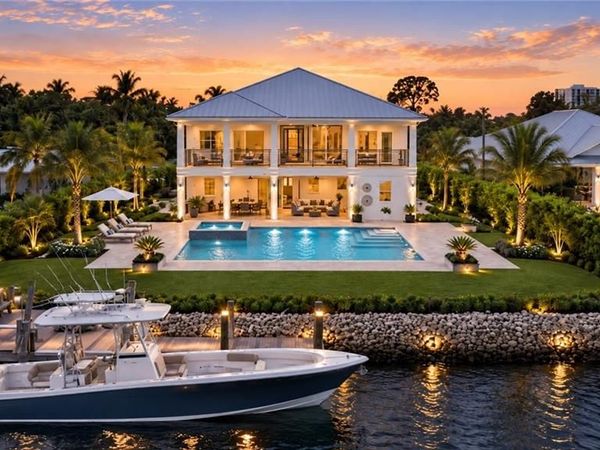 2223 Harbor RD , NAPLES, FL 34104