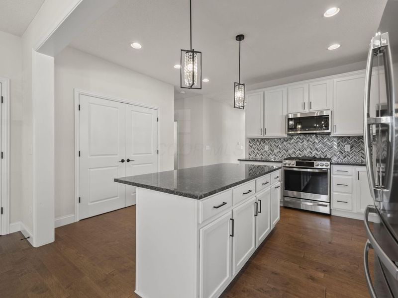 5236 Estuary Lane, Unit 12B, Dublin, OH 43016 Photo 6