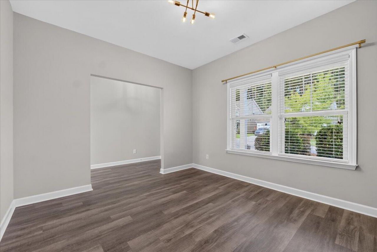 1576 Thin Pine Drive Photo 8