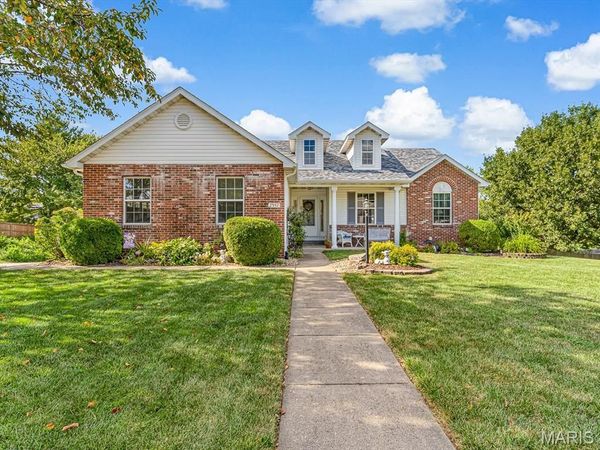 2557 Spyglass Court , Edwardsville, IL 62025