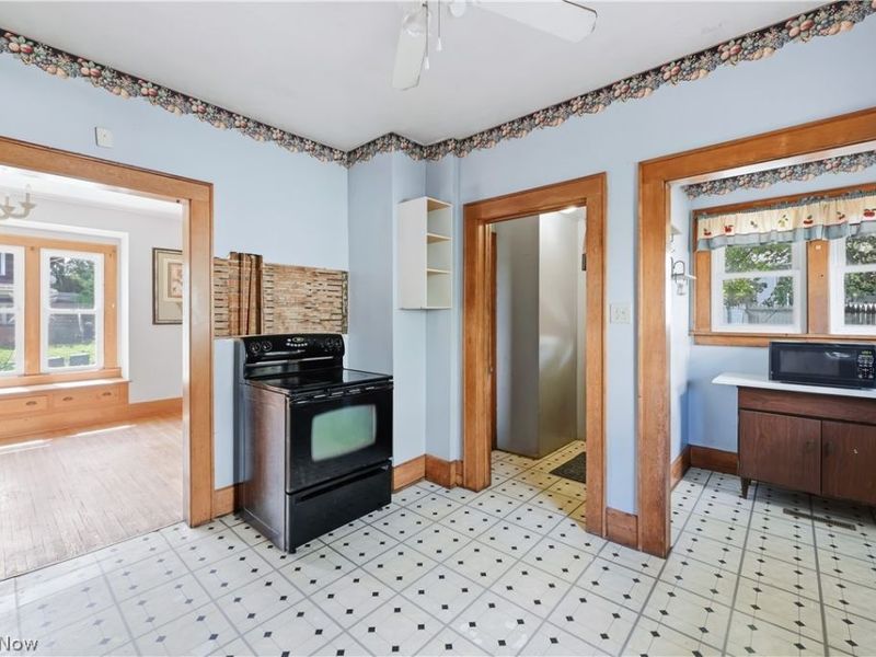 1245 S Freedom Avenue , Alliance, OH 44601 Photo 18