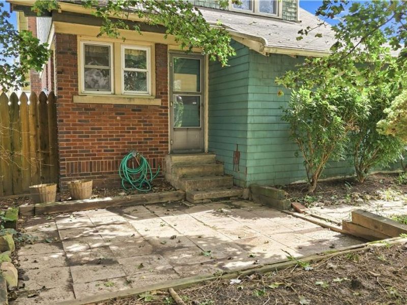 1245 S Freedom Avenue , Alliance, OH 44601 Photo 8