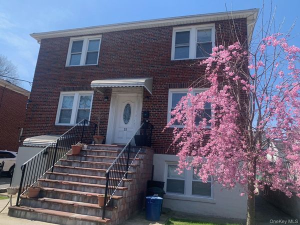 15 Juniper Road , Unit 2nd Fl, Port Washington, NY 11050