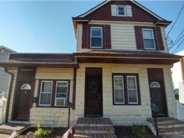 234 Eastern Parkway , Unit B, Farmingdale, NY 11735