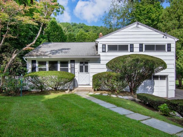 582 Washington Avenue , Pleasantville, NY 10570
