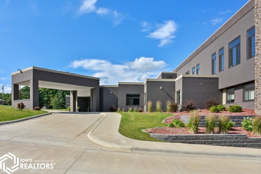 110 Rocksylvania Ave, Unit 103, Unit 103, Iowa Falls, IA 50126 Main Photo