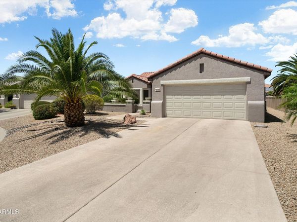 16518 W LONE TREE Court, Surprise, AZ 85374
