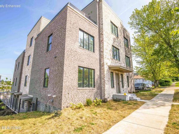 1911 Forest Ave, Knoxville, TN 37916