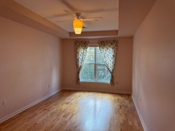 107 Clocktower Dr, Unit 207, Waltham, MA 02452