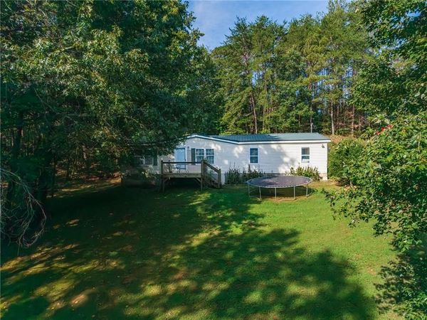 199 Moores Gin Road , Fairmount, GA 30139
