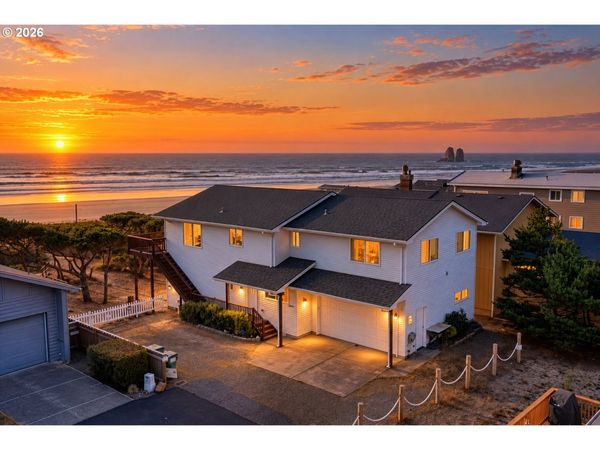 17490 OCEAN BLVD, Rockaway Beach, OR 97136