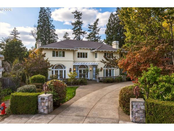 1677 LESLIE LN, Lake Oswego, OR 97034