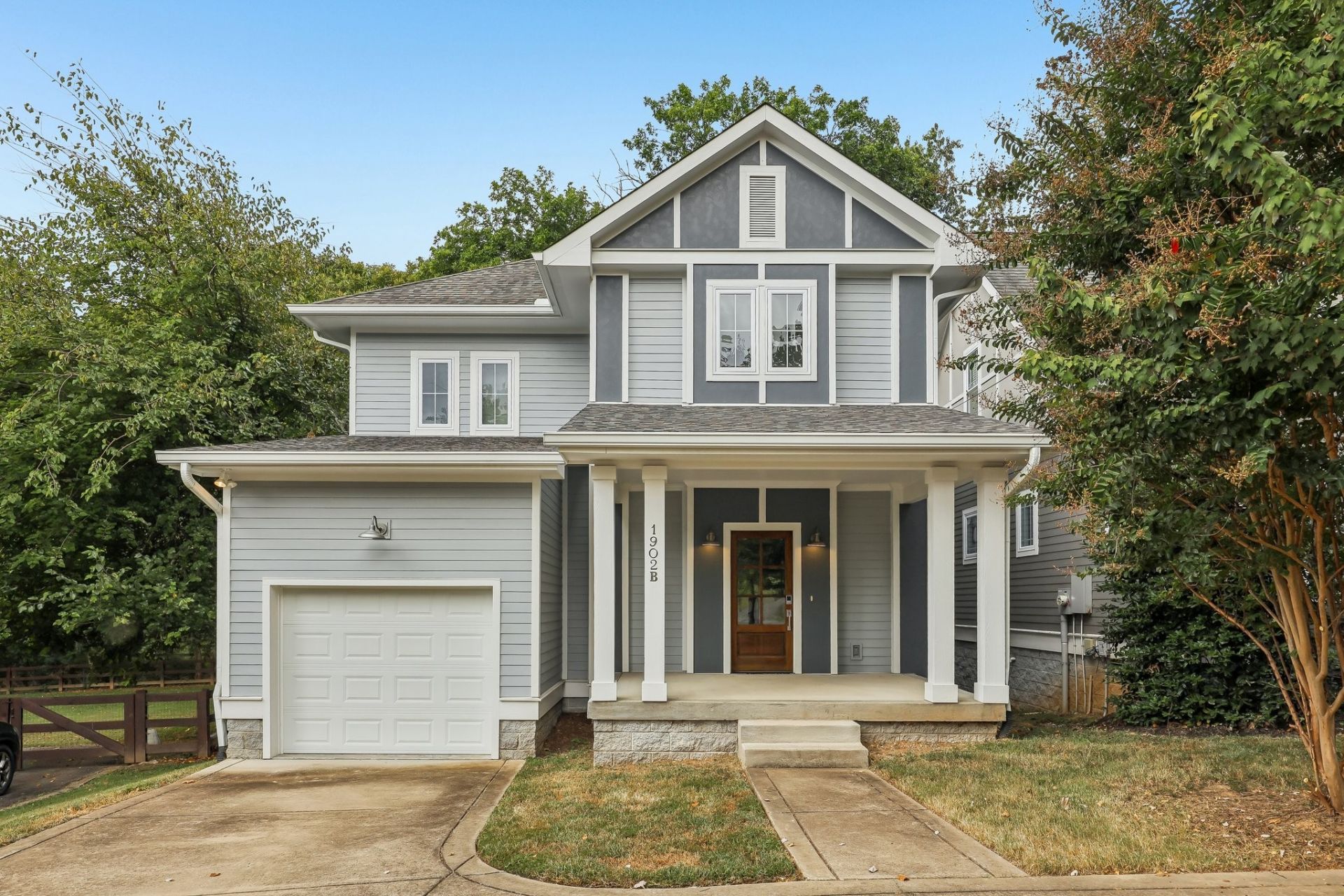 1902b Valley Park Dr, Nashville, TN 37216 Main Photo