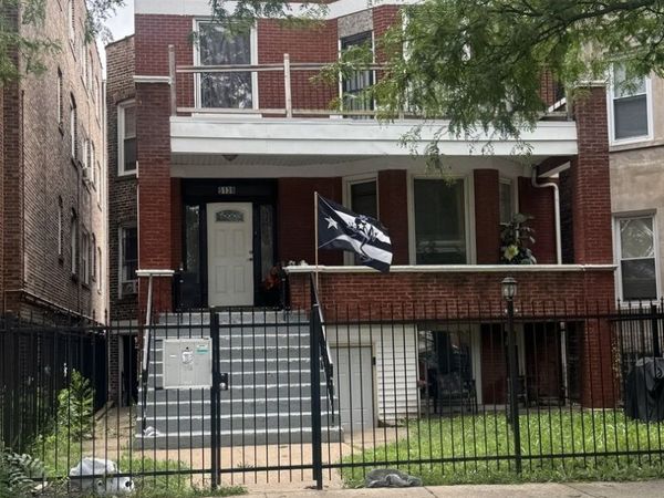 5139 W Washington Boulevard , Chicago, IL 60644