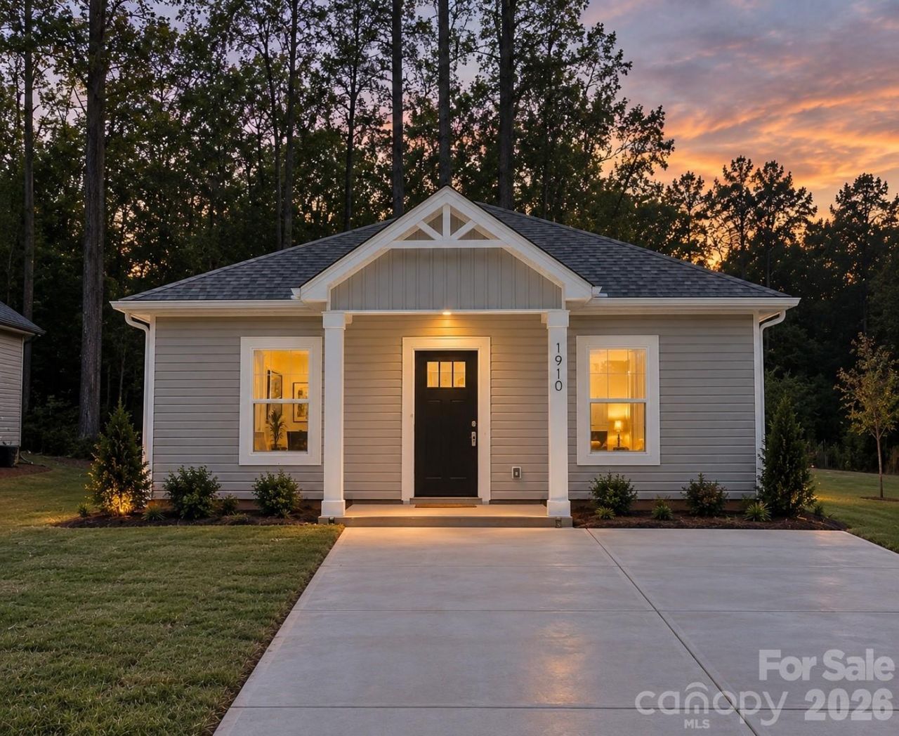 806 S Salisbury Avenue, Spencer, NC 28159 Main Photo