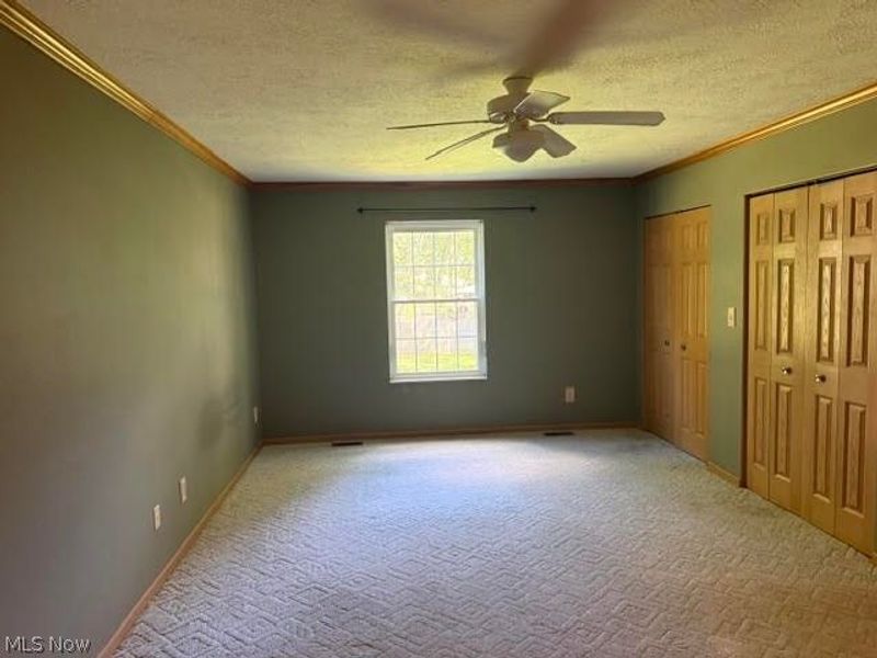 1315 Surrey Point Drive SE, Warren, OH 44484 Photo 10