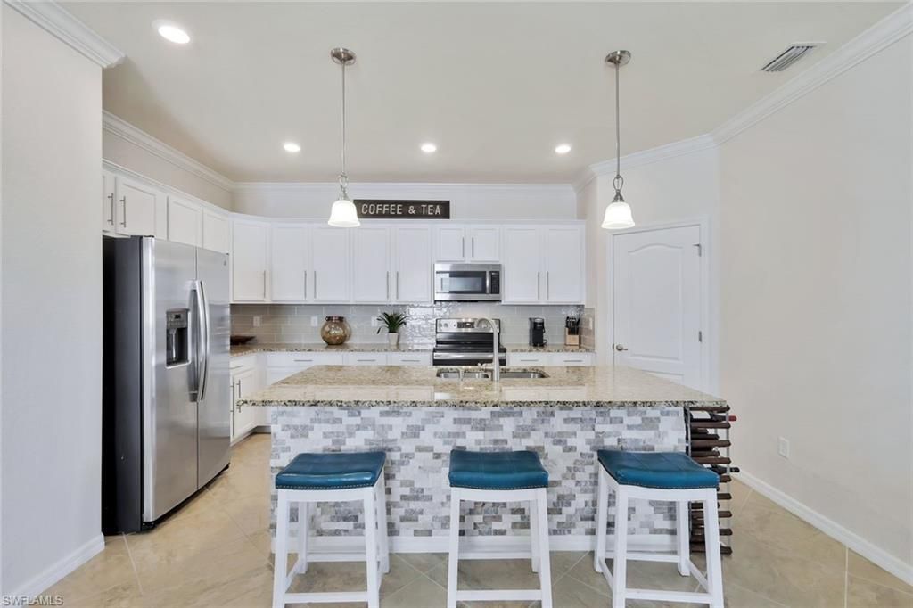 9207 Shadow Oak Ln , Naples, FL 34120 Photo