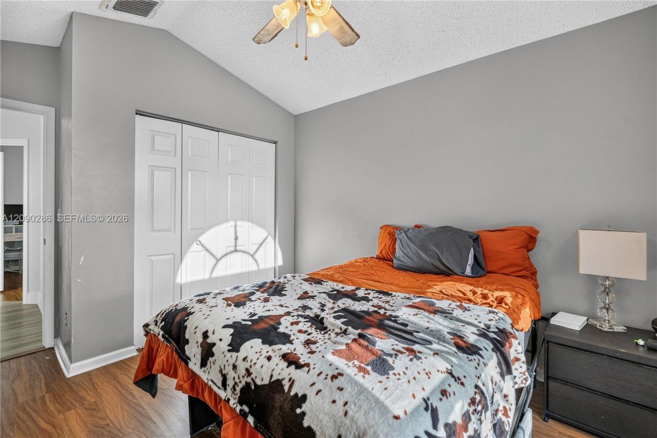 1971 Oak Berry Cir, Wellington, FL 33414 Photo