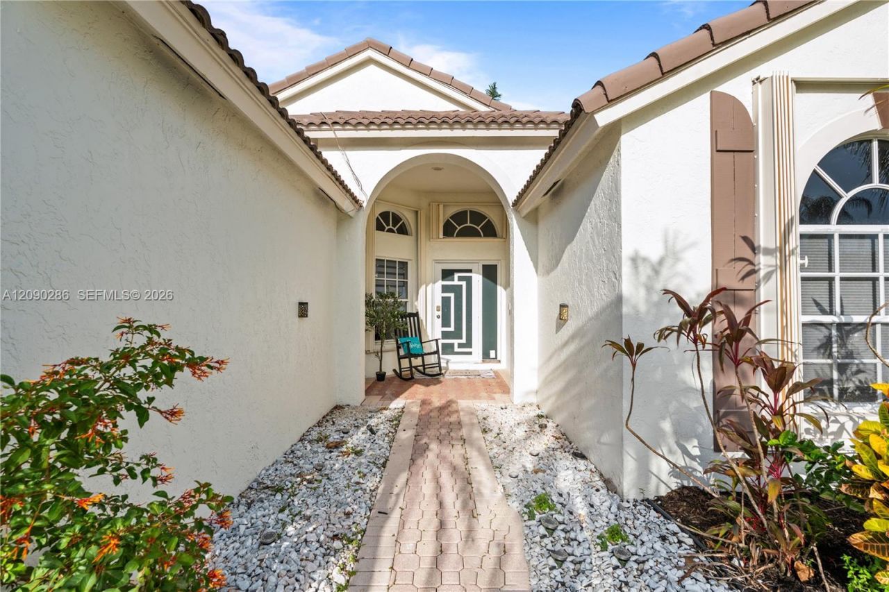 1971 Oak Berry Cir, Wellington, FL 33414 Photo
