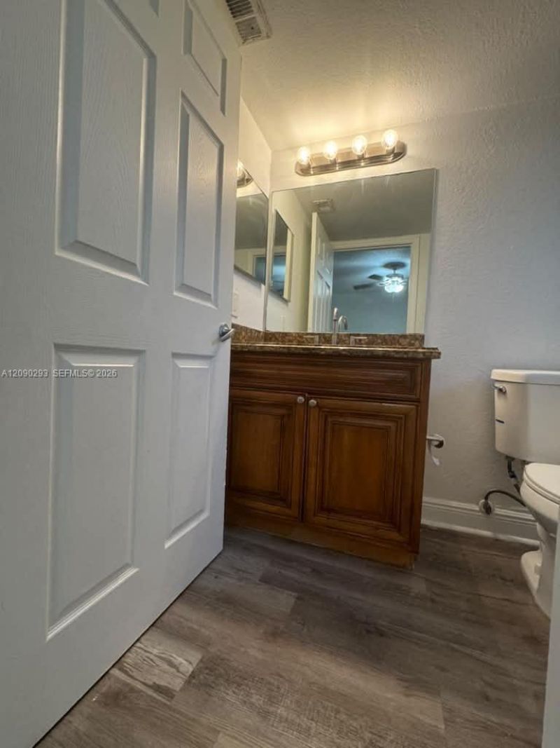 1566 Lake Crystal Dr, Unit E, West Palm Beach, FL 33411 Photo