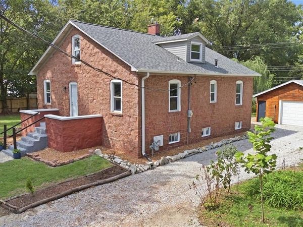 1705 Centreville Avenue , Belleville, IL 62220