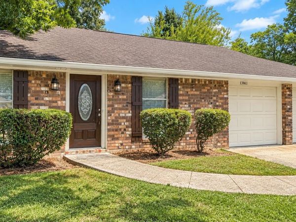 13861 Chalmette Ave, Baton Rouge, LA 70810