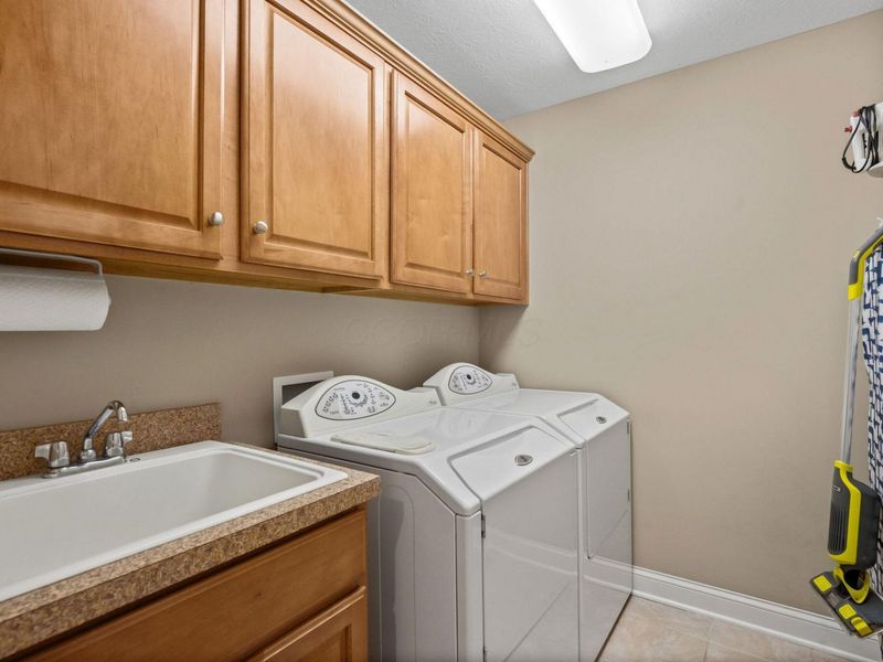 5852 Dunheath Loop, Dublin, OH 43016 Photo 25