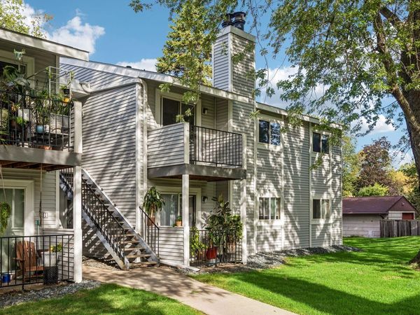 1728 Pleasant Street, Unit E, Lauderdale, MN 55113