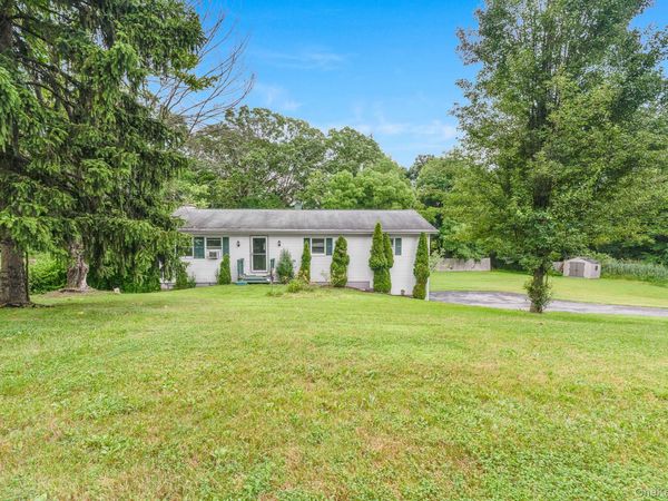 8 Larissa Lane , Wappingers Falls, NY 12590