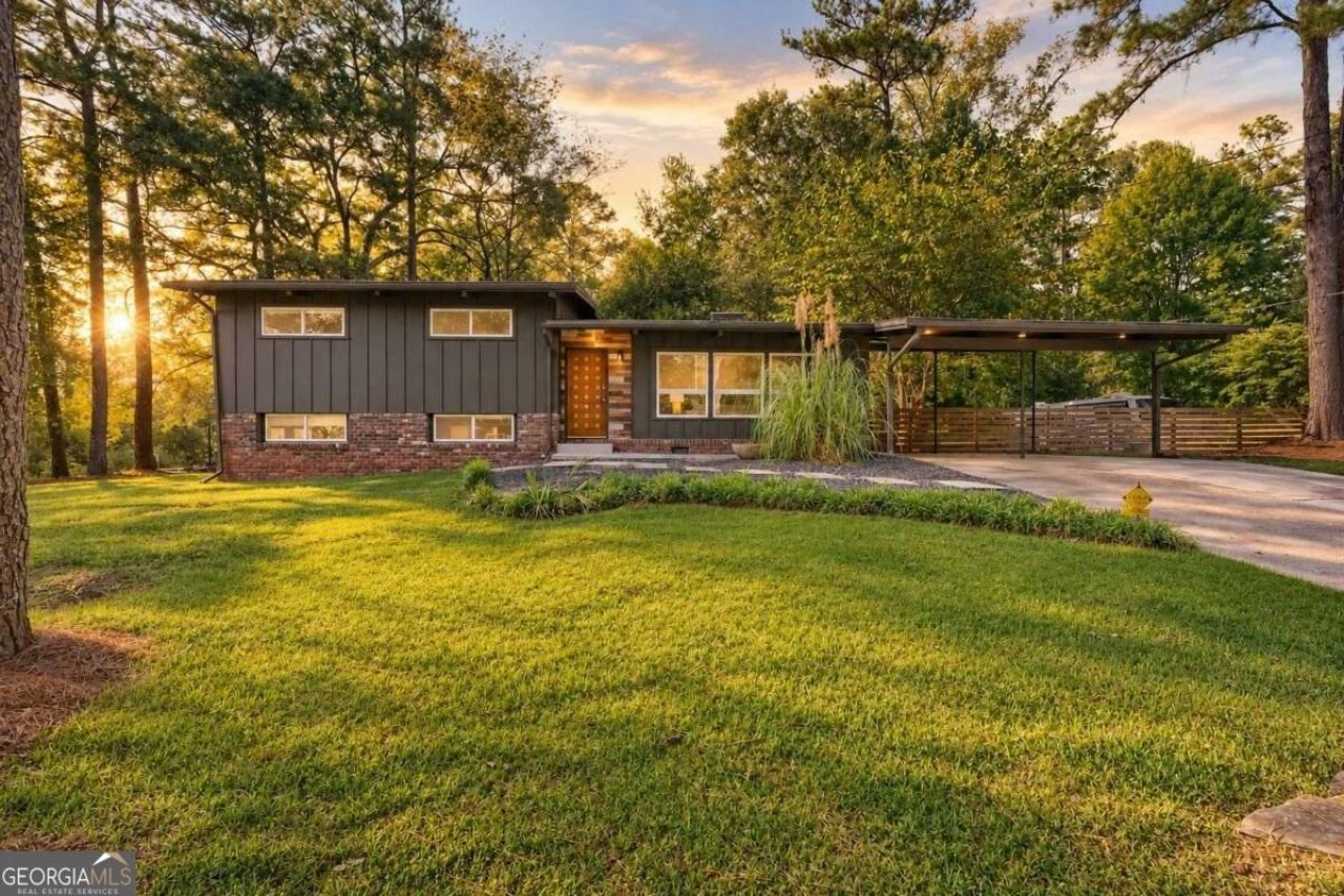 3390 Heartwood Lane, Atlanta, GA 30340 Main Photo