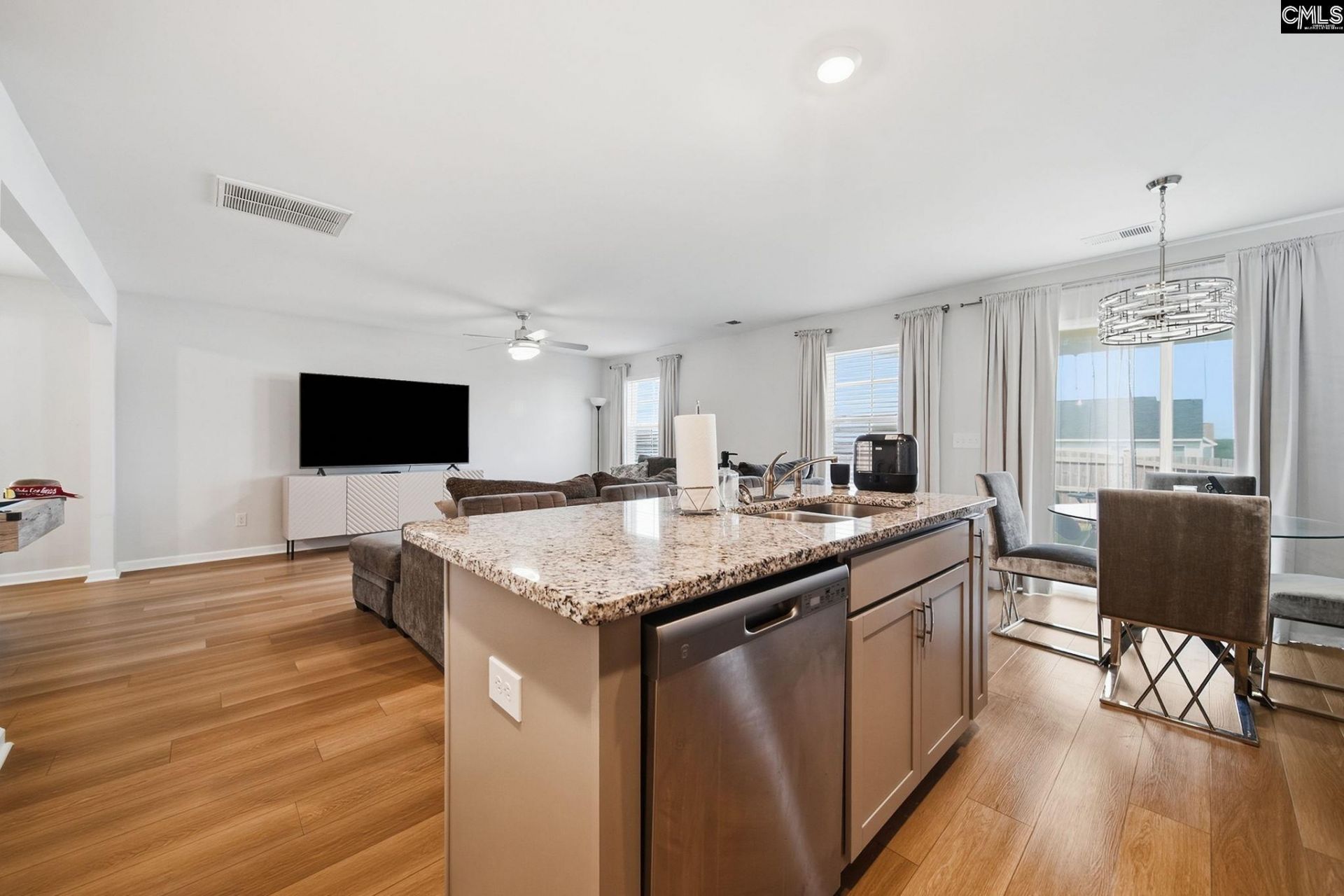 639 N Long Star Way  Photo 6