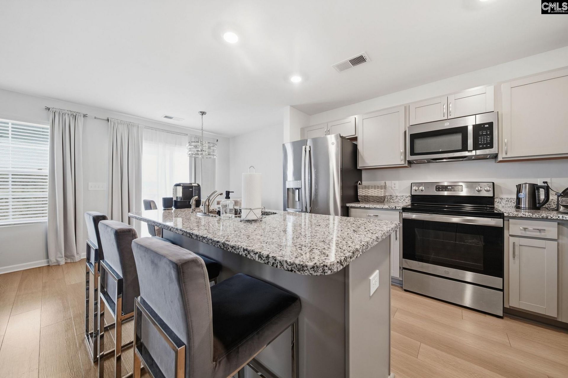 639 N Long Star Way  Photo 9