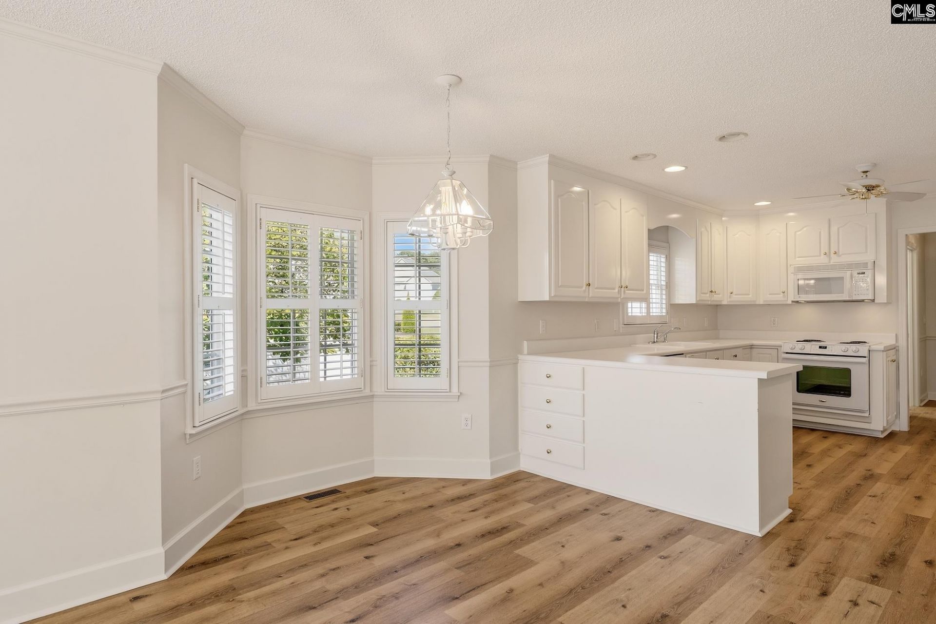 133 Bradley Park  Photo 16