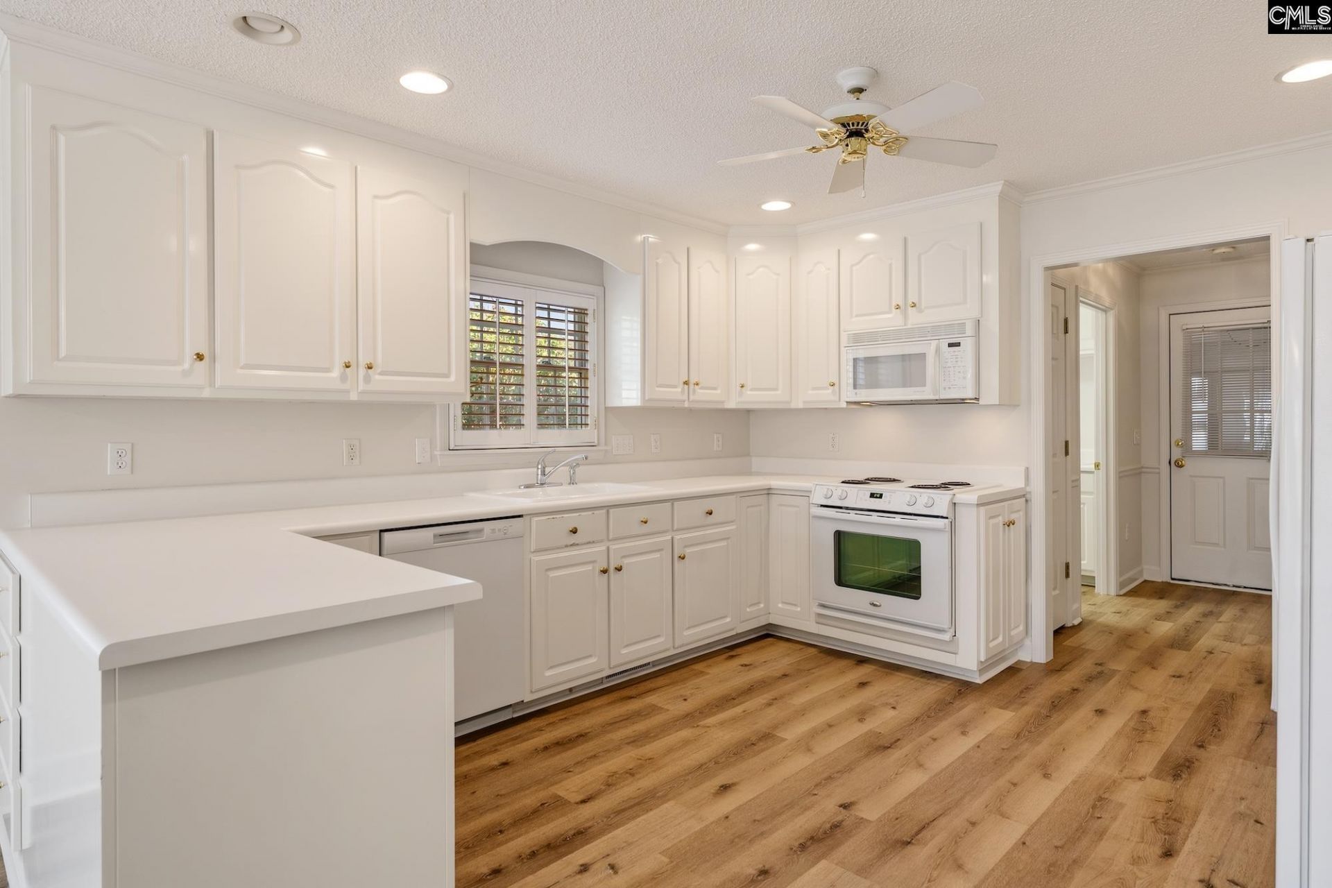 133 Bradley Park  Photo 20