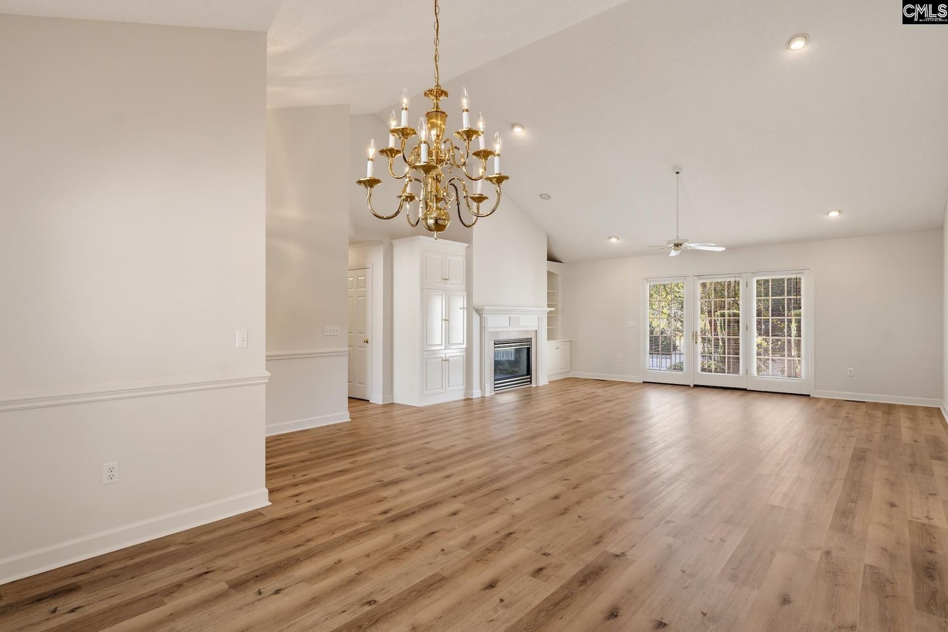 133 Bradley Park  Photo 8