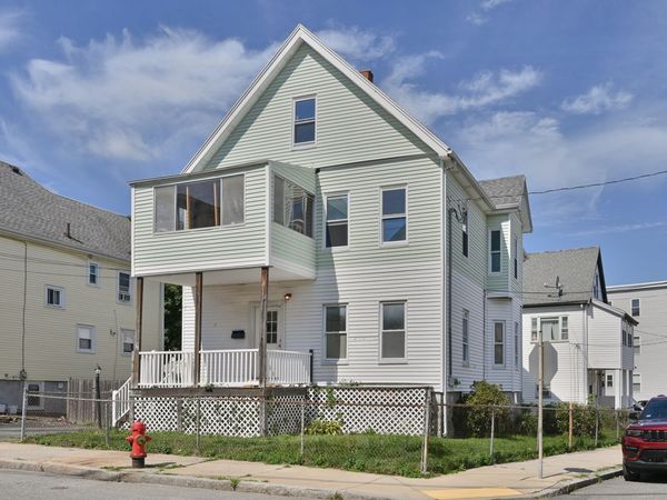 38 Clayton St, Malden, MA 02148