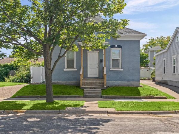 946 Hood STREET, La Crosse, WI 54601