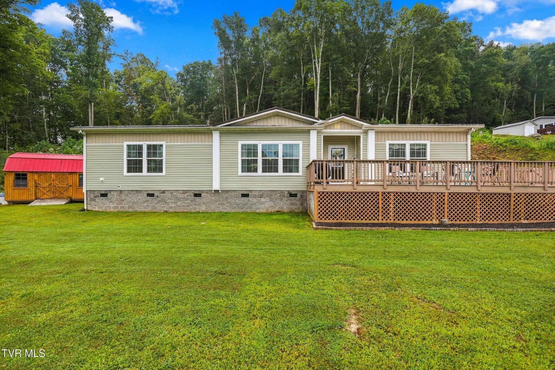 6408 Gardner Lane, Norton, VA 24273 Main Photo