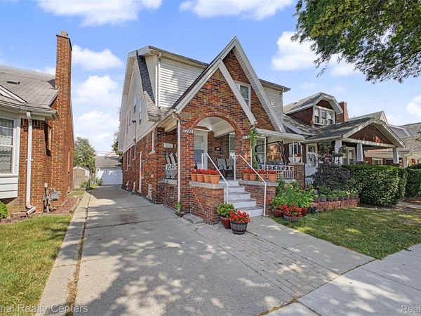 6348 Coleman Street , Dearborn, Mi 48126