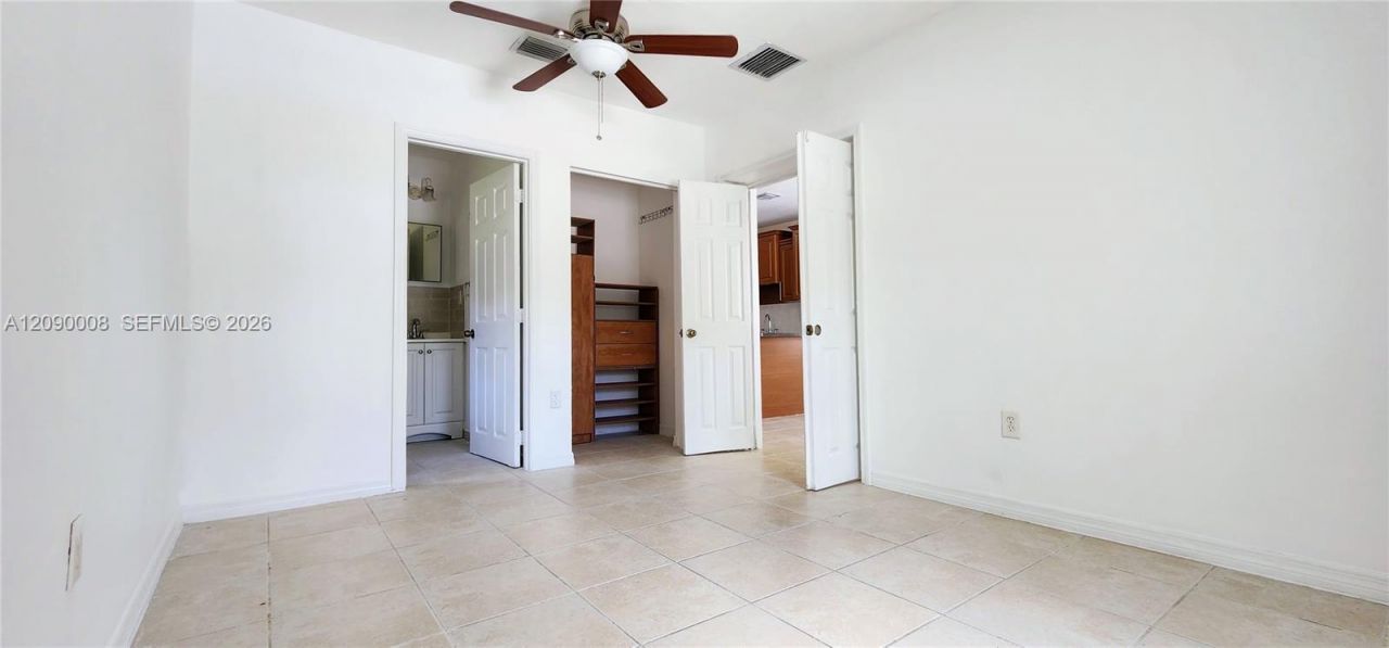 12040 SW 216th St, Miami, FL 33170 Photo